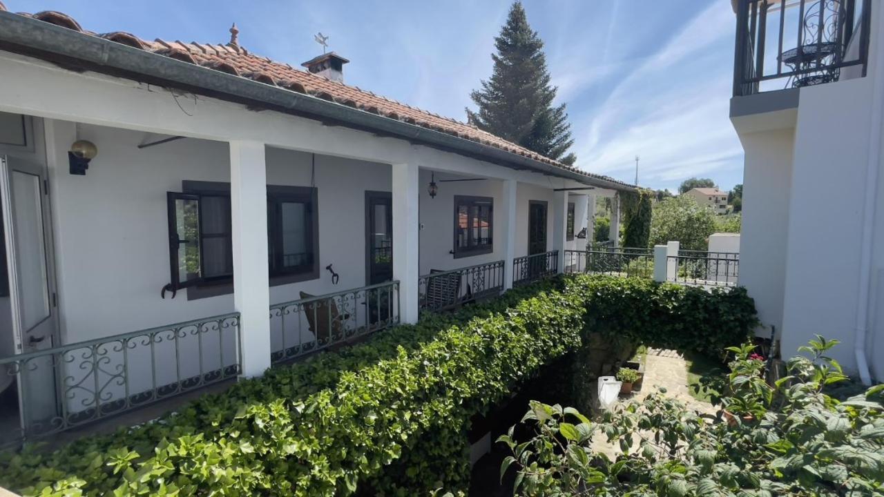 Casa Do Beco B&B Douro - Guest House Parambos Zewnętrze zdjęcie